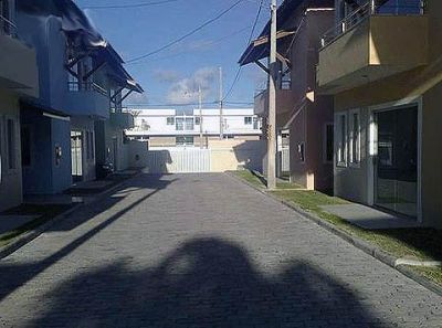 Casa em condomnio a venda em Lauro de Freitas, Bahia