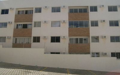 Apartamento localizado em Emas