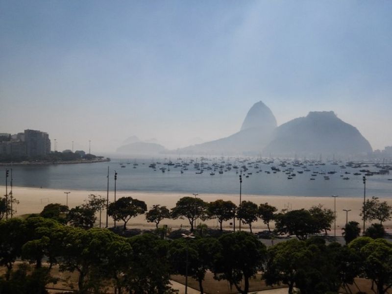 Praia de Botafogo -Apt 2 Quartos - 80m2 - 1 Vaga - Andar Alto - Vista Baa
