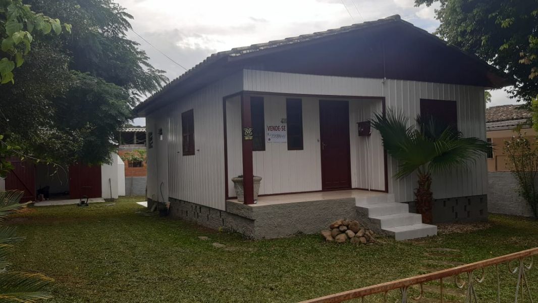 Casa a venda bairro Morro Estevo Cricima