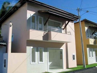 Casa em condomínio fechado a venda em Lauro de Freitas, Bahia