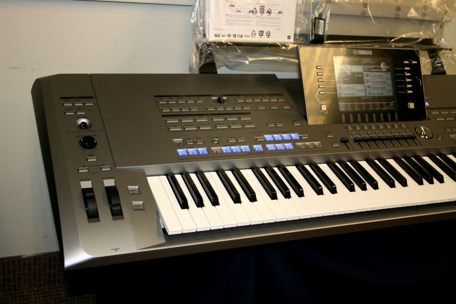 Yamaha Tyros 5