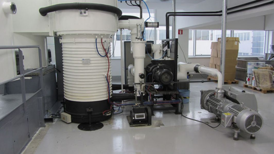 Thermal evaporation metallizer