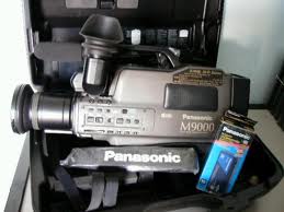FILMADORA PANASONIC M9000